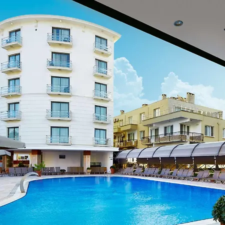 艾瓦勒克奇纳尔酒店