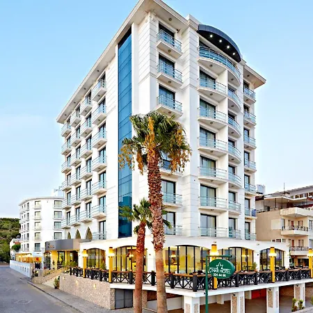 艾瓦勒克奇纳尔酒店